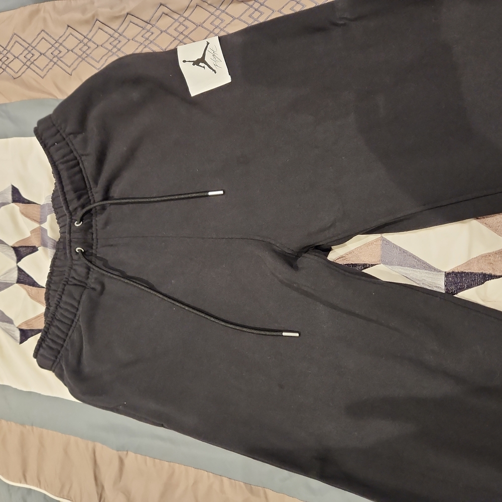 Air Jordan Joggers flight addition black-and-white